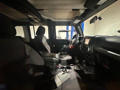 2013 Jeep Wrangler Unlimited 4WD 4dr Freedom Edition *Ltd Avail*