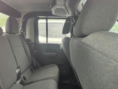 2025 Jeep Gladiator Nighthawk 4x4 *Ltd Avail*