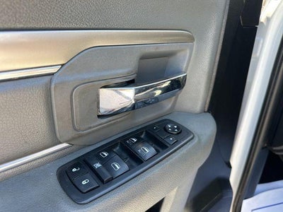 2019 RAM 1500 Classic SLT 4x4 Crew Cab 6'4" Box