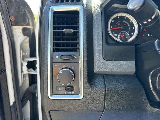 2019 RAM 1500 Classic SLT 4x4 Crew Cab 6'4" Box