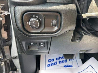2021 RAM 1500 Big Horn 4x4 Crew Cab 5'7" Box