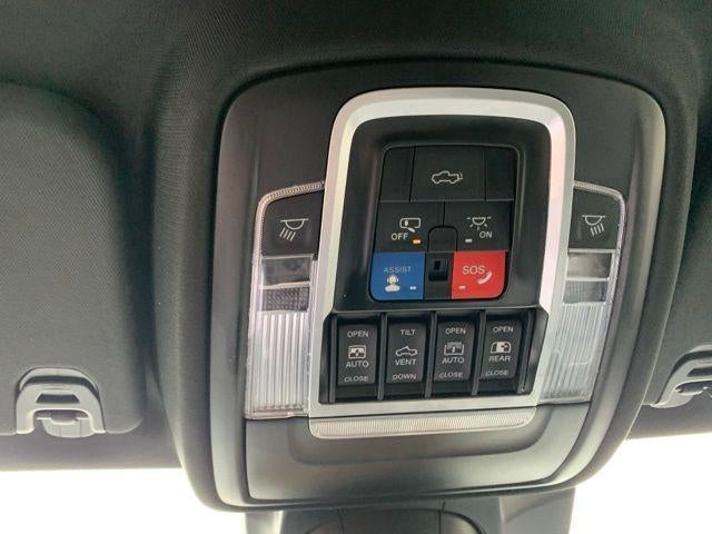 2022 RAM 1500 Limited 4x4 Crew Cab 5'7" Box