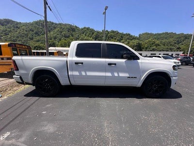 2025 RAM 1500 Laramie 4x4 Crew Cab 5'7" Box