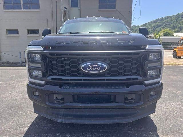 2023 Ford Super Duty F-250 SRW XL 4WD Crew Cab 6.75' Box