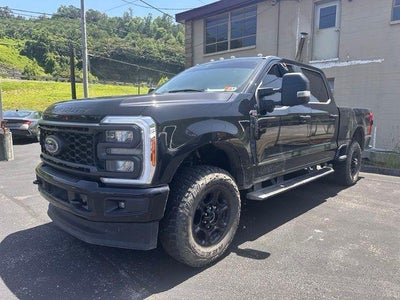 2023 Ford Super Duty F-250 SRW XL 4WD Crew Cab 6.75' Box
