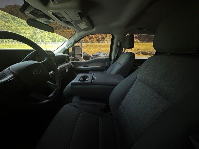 2023 Ford Super Duty F-250 SRW XL 4WD Crew Cab 6.75' Box