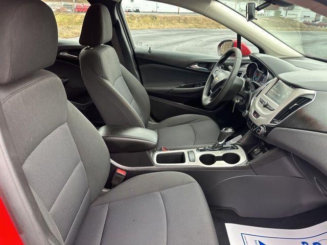 2017 Chevrolet Cruze Sedan LS (Automatic)