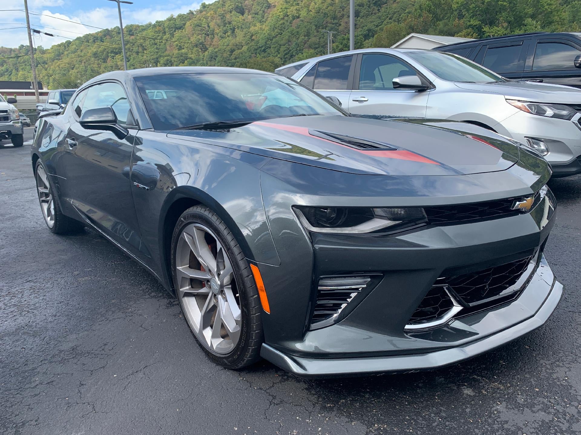 2017 Chevrolet Camaro 2dr Coupe 2SS