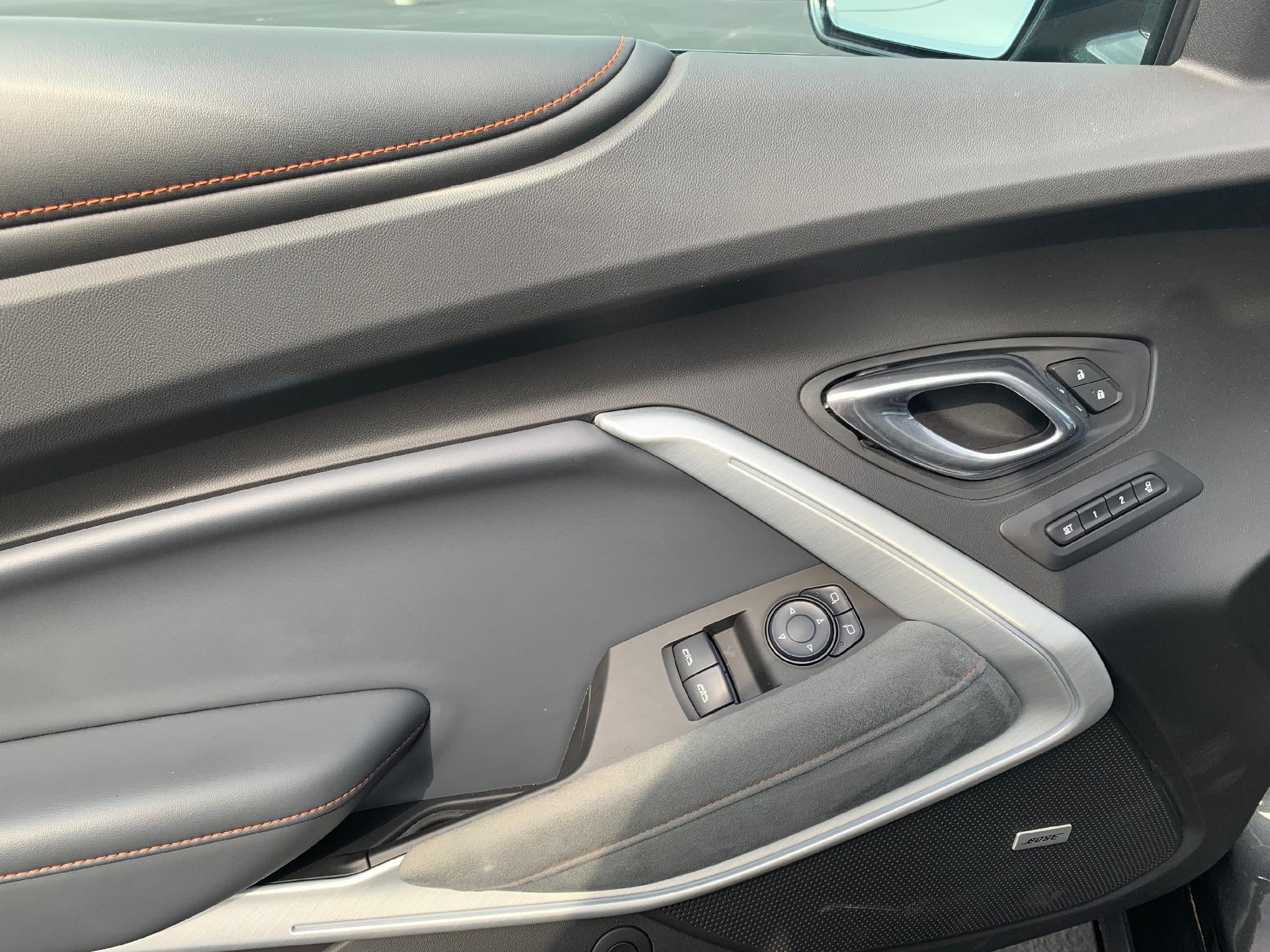 2017 Chevrolet Camaro 2dr Coupe 2SS