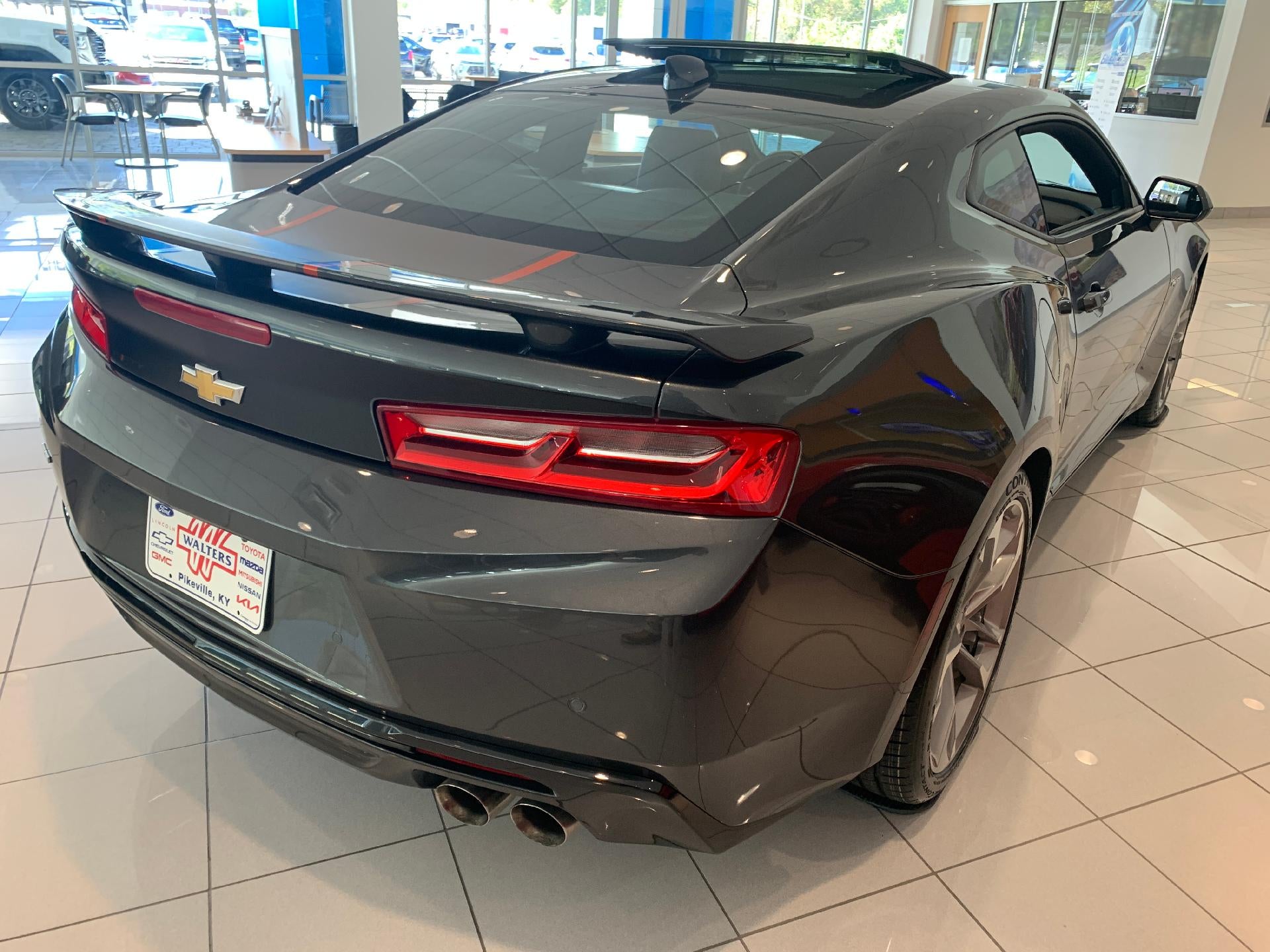 2017 Chevrolet Camaro 2dr Coupe 2SS