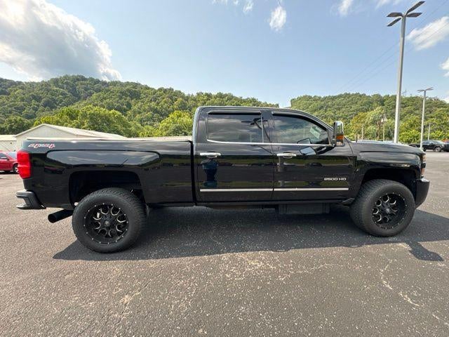 2015 Chevrolet Silverado 2500 HD Crew Cab Standard Box 4-Wheel Drive LTZ