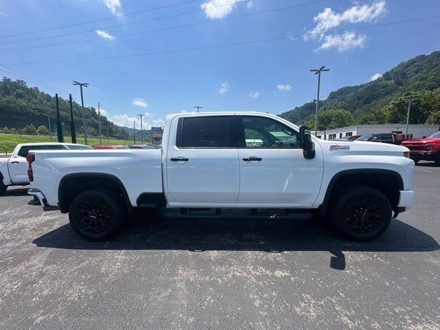 2022 Chevrolet Silverado 2500 HD Crew Cab Standard Box 4-Wheel Drive LTZ