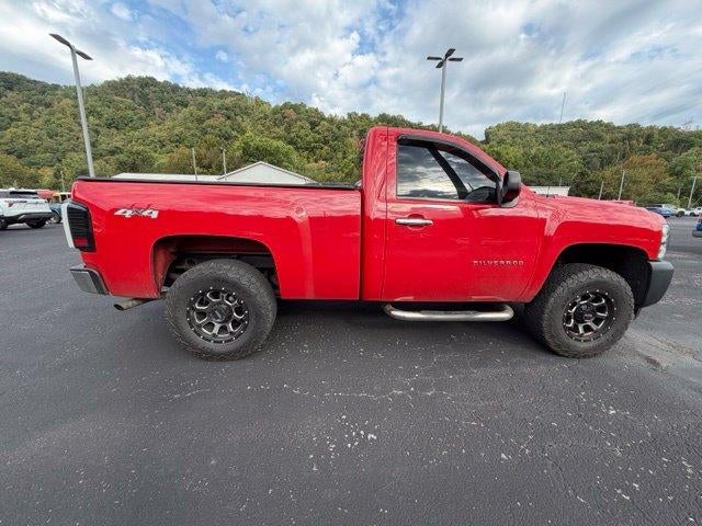 2013 Chevrolet Silverado 1500 Regular Cab Standard Box 4-Wheel Drive Work Truck