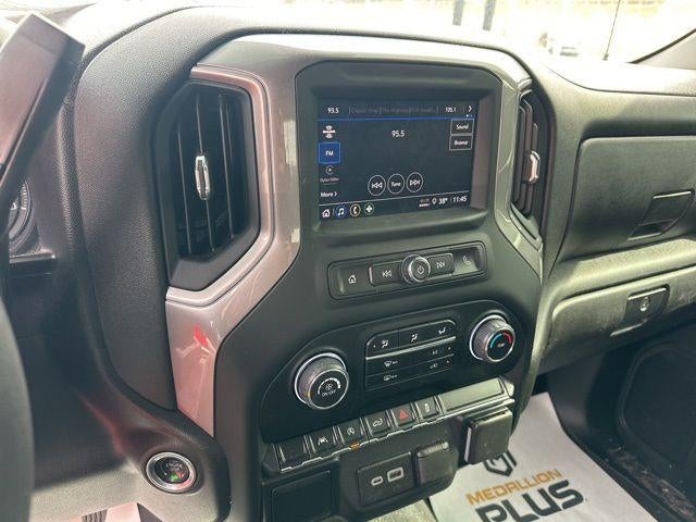 2024 Chevrolet Silverado 1500 Crew Cab Short Box 4-Wheel Drive Custom