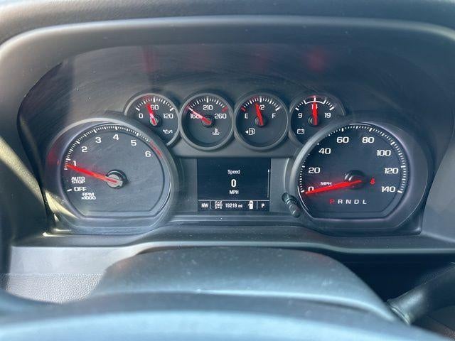 2023 Chevrolet Silverado 1500 Crew Cab Short Box 4-Wheel Drive Custom