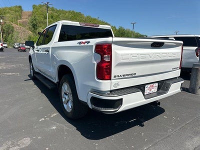 2023 Chevrolet Silverado 1500 Crew Cab Short Box 4-Wheel Drive Custom