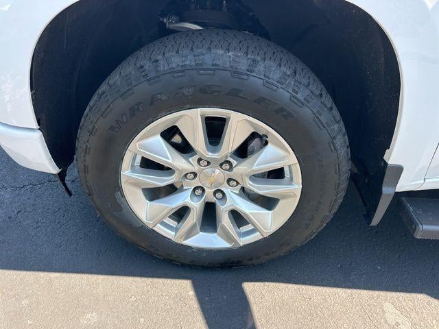 2023 Chevrolet Silverado 1500 Crew Cab Short Box 4-Wheel Drive Custom