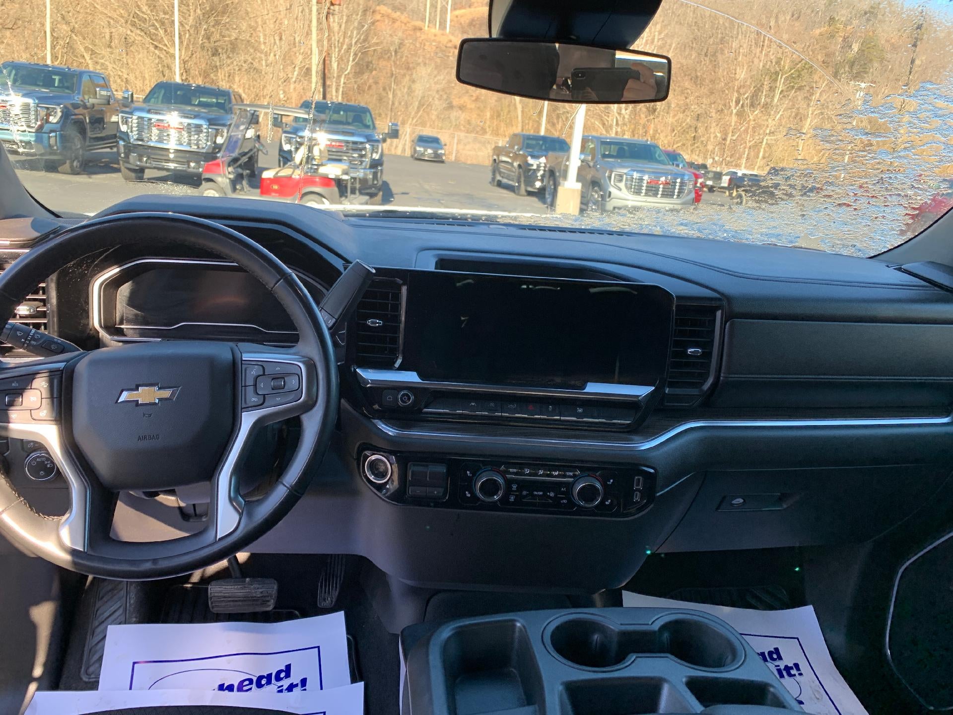 2023 Chevrolet Silverado 1500 Crew Cab Short Box 4-Wheel Drive LT 1LT