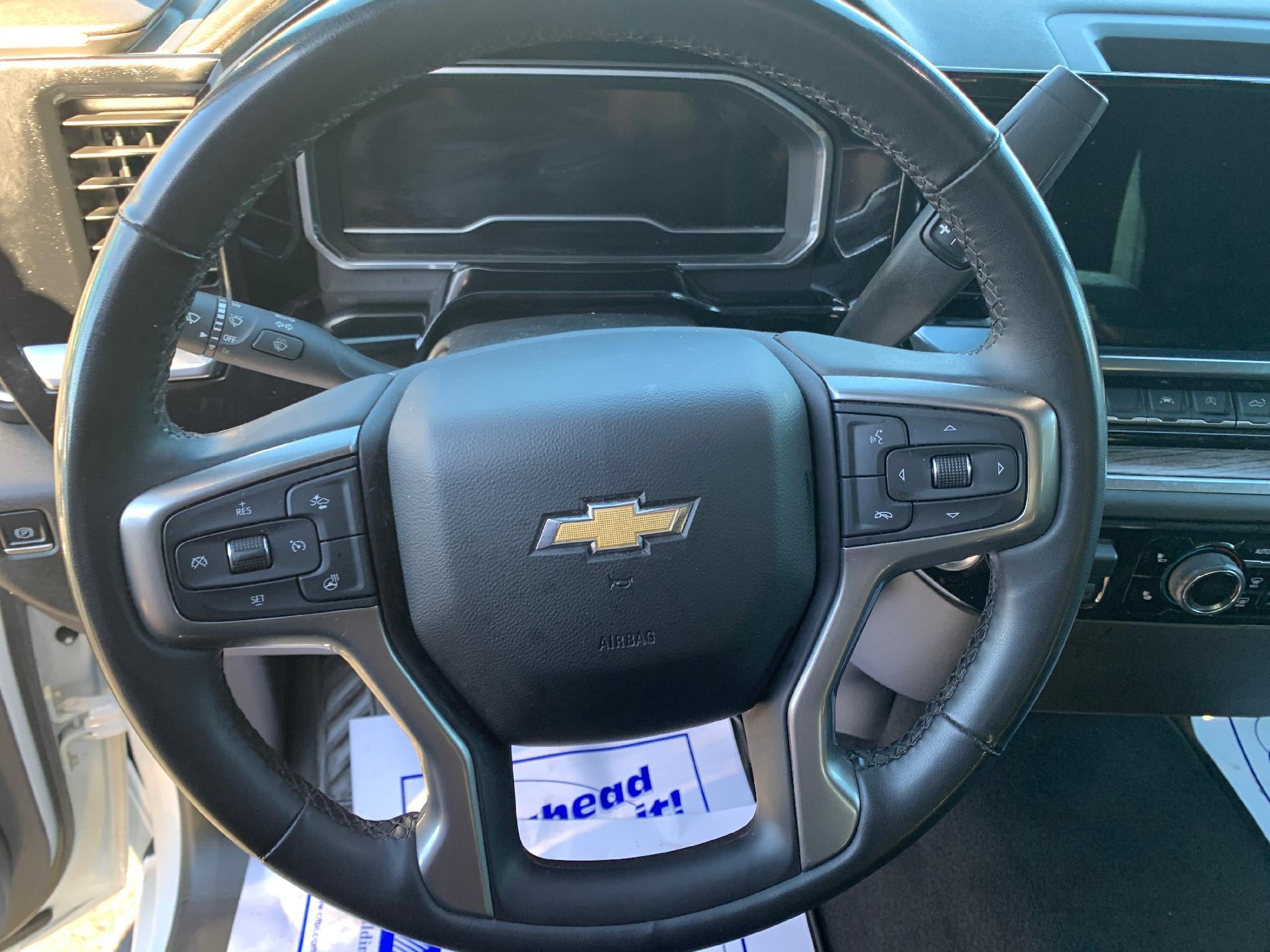 2023 Chevrolet Silverado 1500 Crew Cab Short Box 4-Wheel Drive LT 1LT