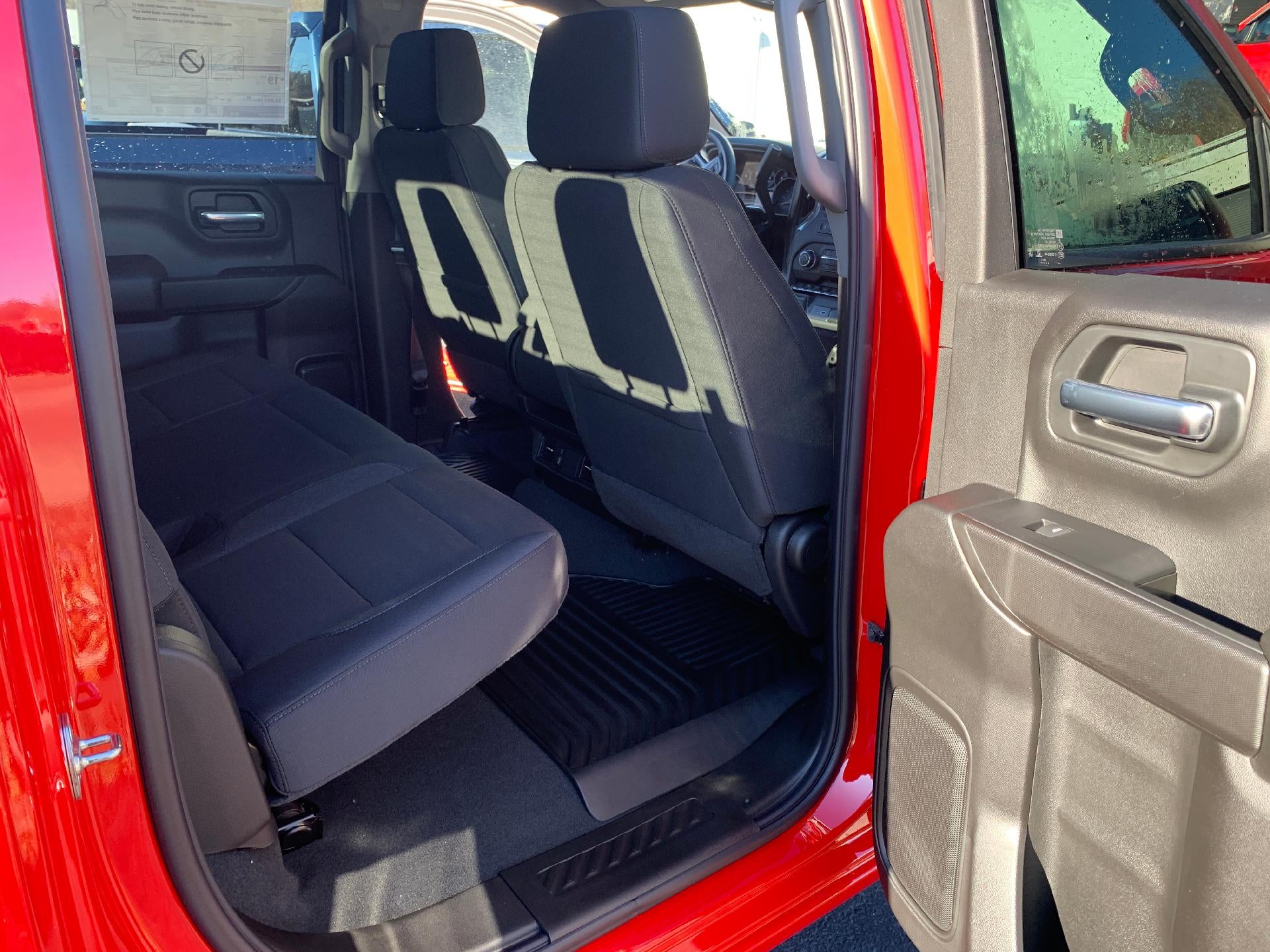 2026 Chevrolet Silverado 1500 Custom Crew Cab 4x4