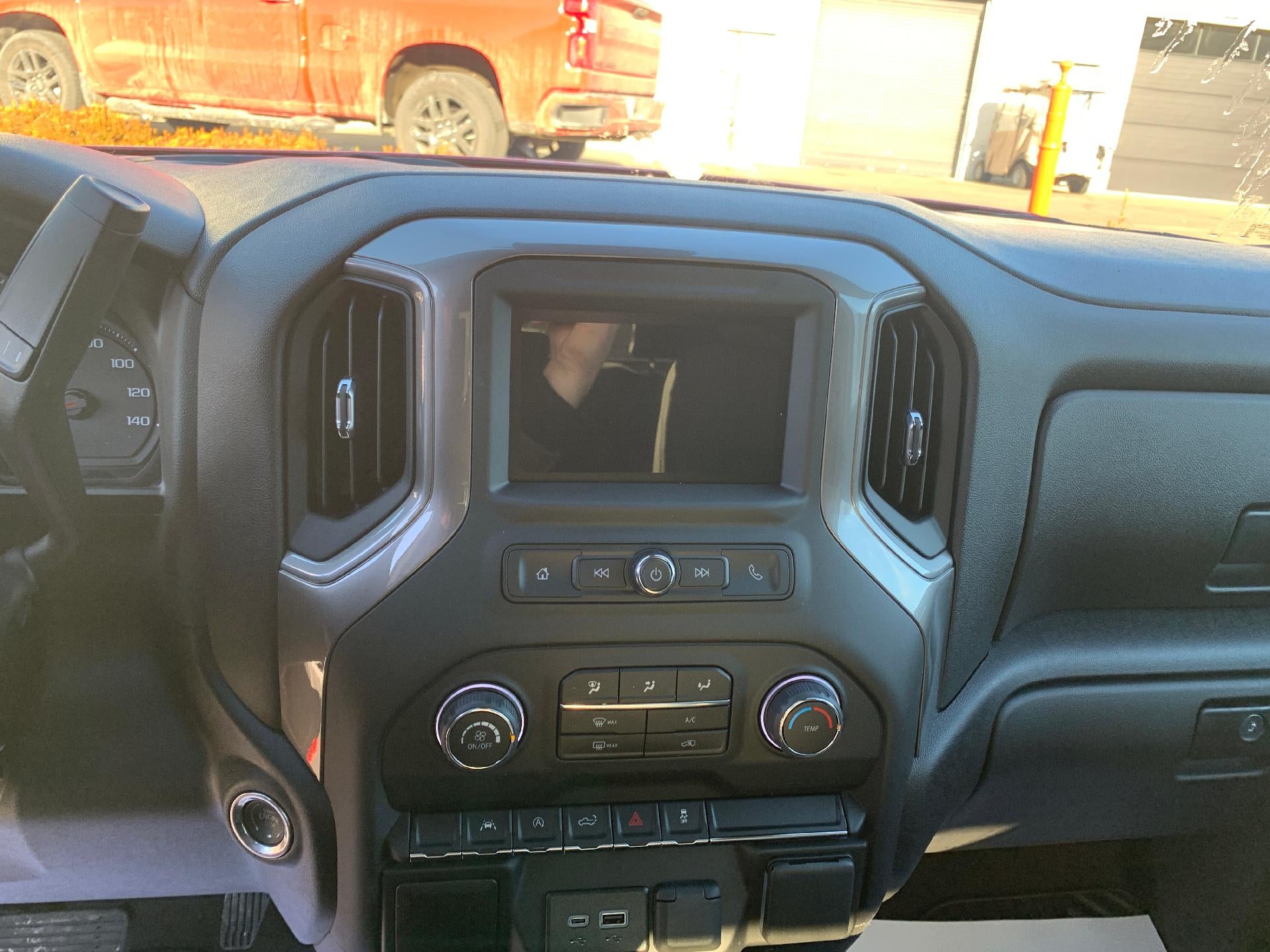 2026 Chevrolet Silverado 1500 Custom Crew Cab 4x4