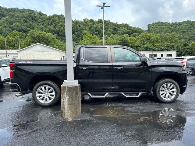 2020 Chevrolet Silverado 1500 Crew Cab Short Box 4-Wheel Drive Custom