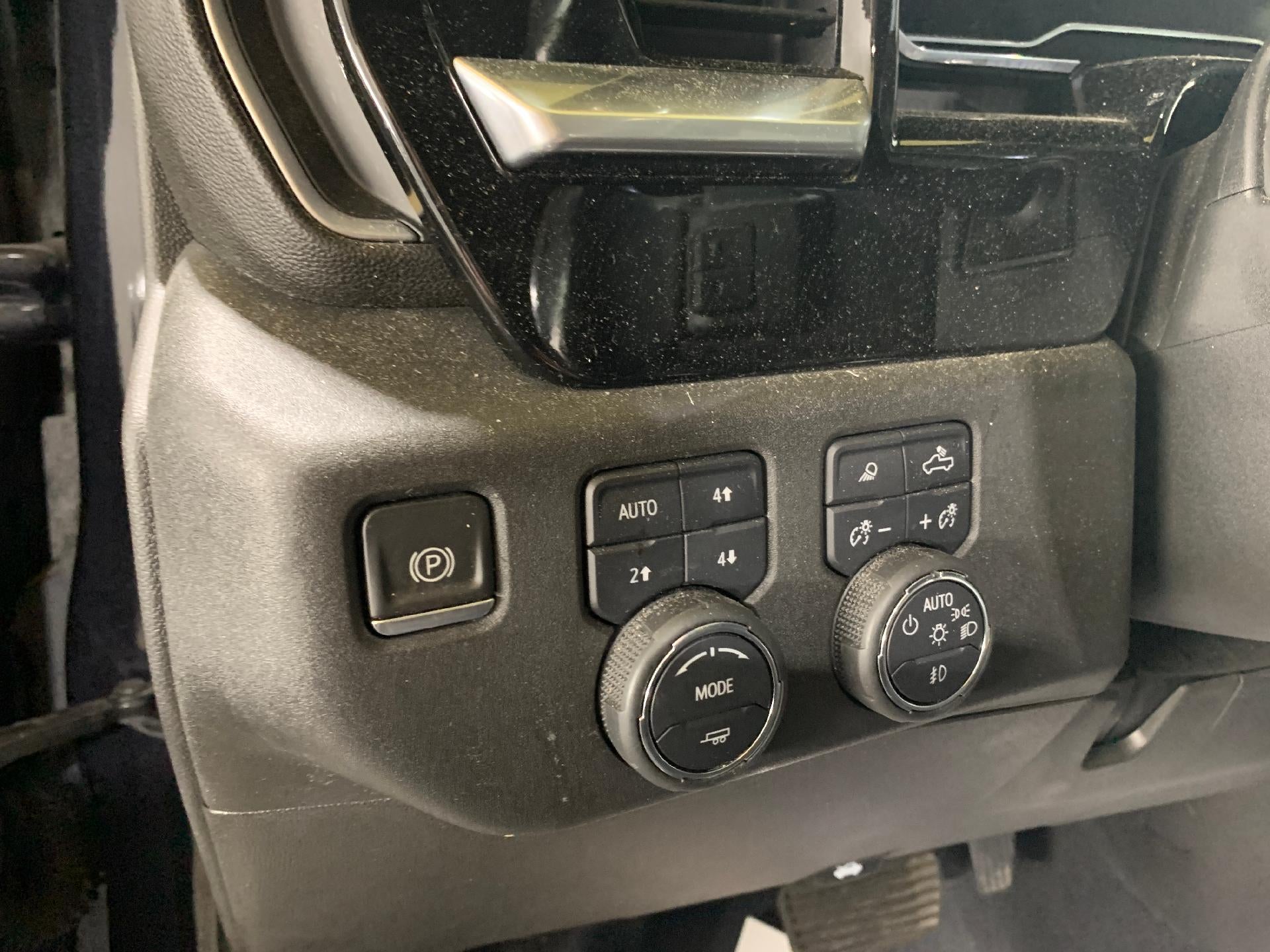 2022 Chevrolet Silverado 1500 Double Cab Standard Box 4-Wheel Drive RST