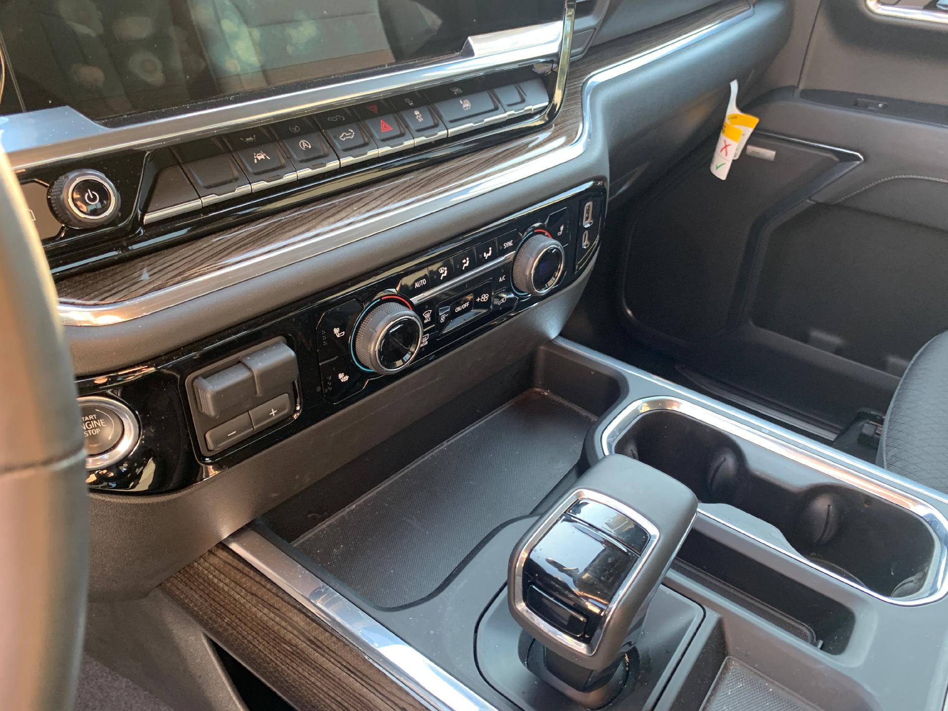 2023 Chevrolet Silverado 1500 Crew Cab Short Box 4-Wheel Drive RST