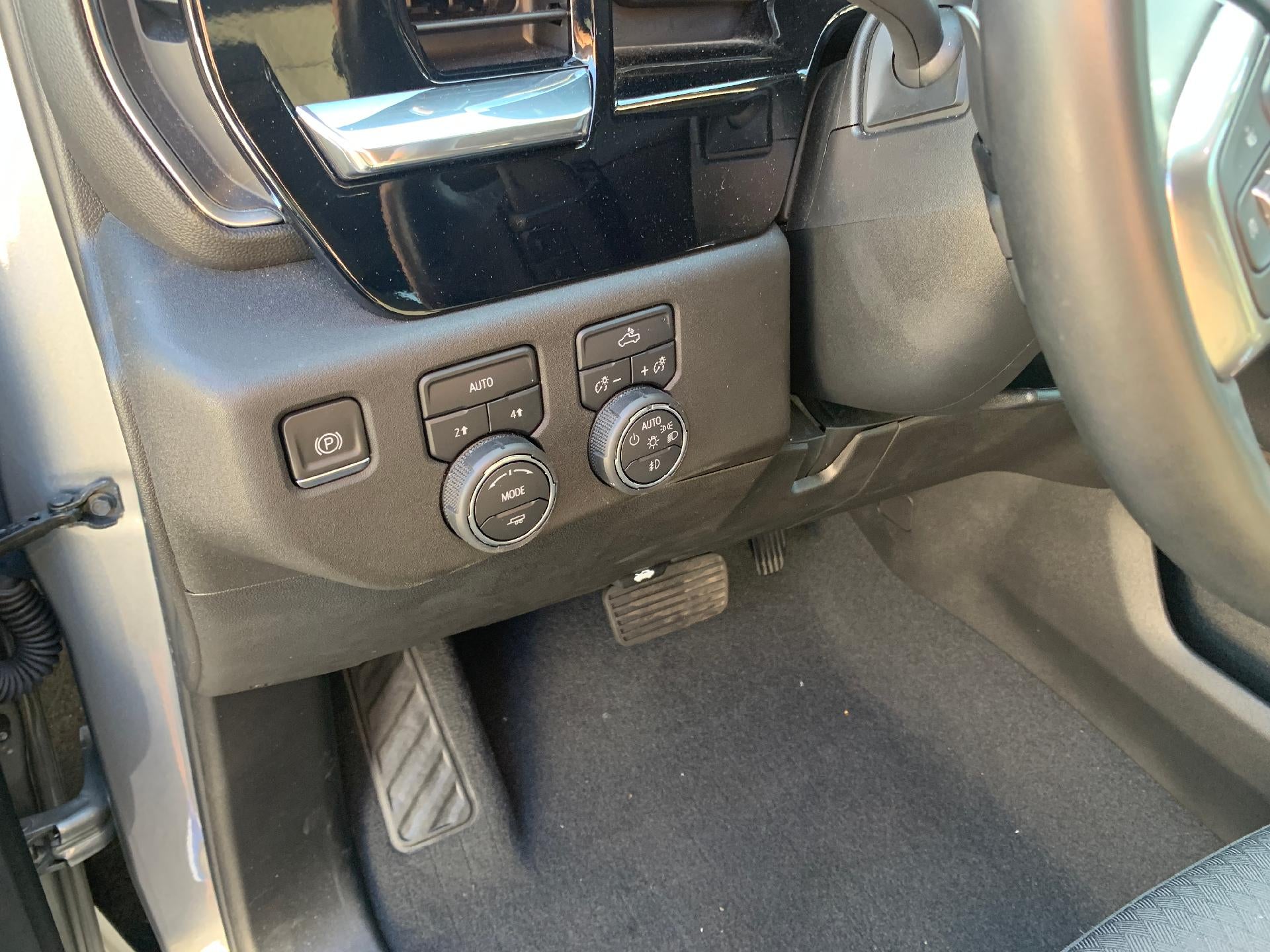 2023 Chevrolet Silverado 1500 Crew Cab Short Box 4-Wheel Drive RST