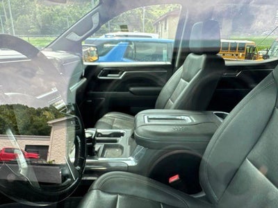 2022 Chevrolet Silverado 1500 Crew Cab Short Box 4-Wheel Drive LTZ