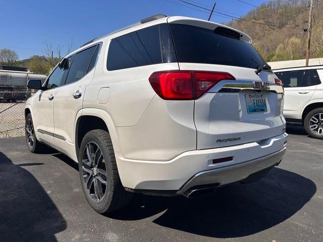 2017 GMC Acadia AWD Denali