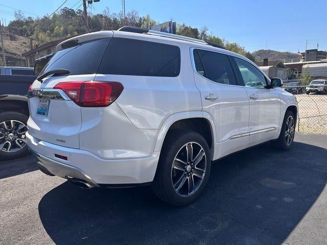 2017 GMC Acadia AWD Denali