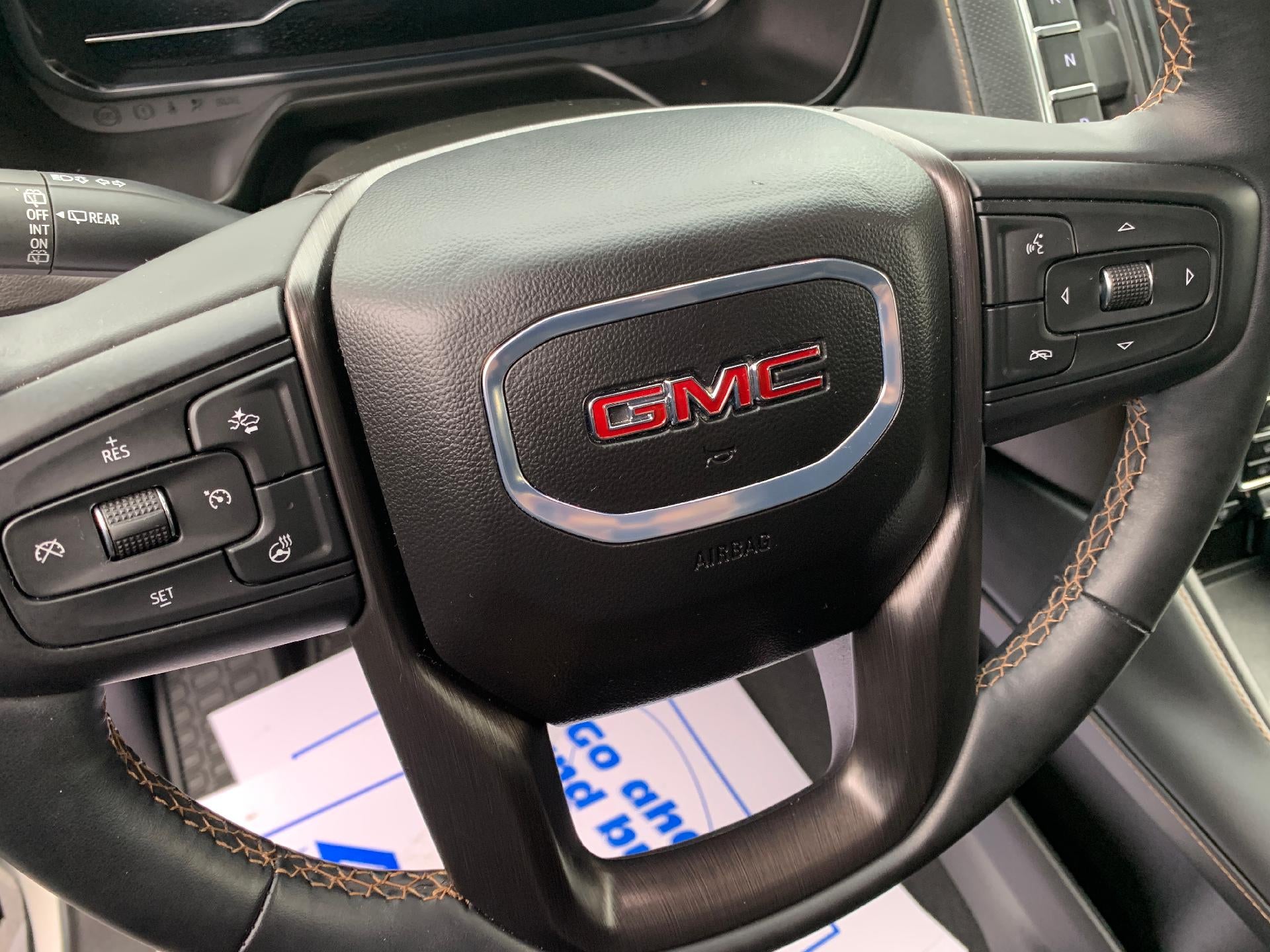 2024 GMC Yukon 4WD 4dr AT4