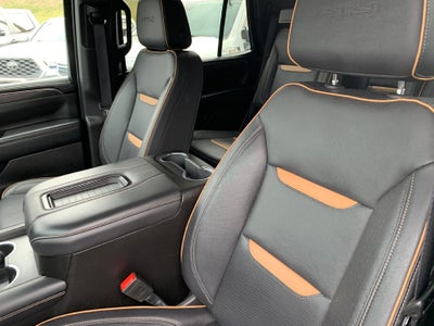 2024 GMC Yukon 4WD 4dr AT4