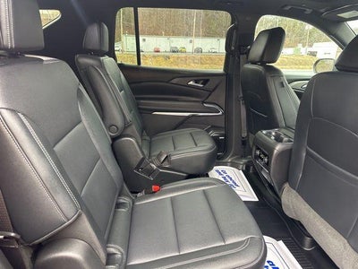 2024 Chevrolet Traverse LT w/2LT