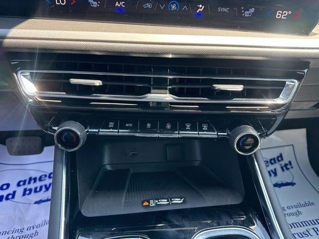 2026 Chevrolet Traverse LT w/2LT
