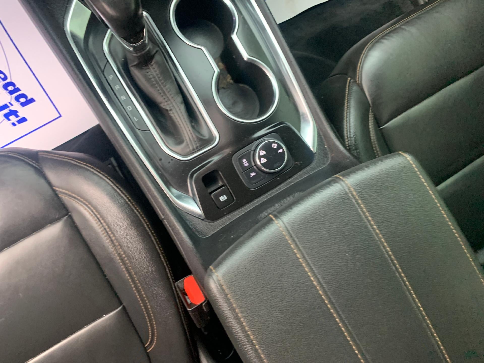 2021 Chevrolet Traverse AWD 2LT