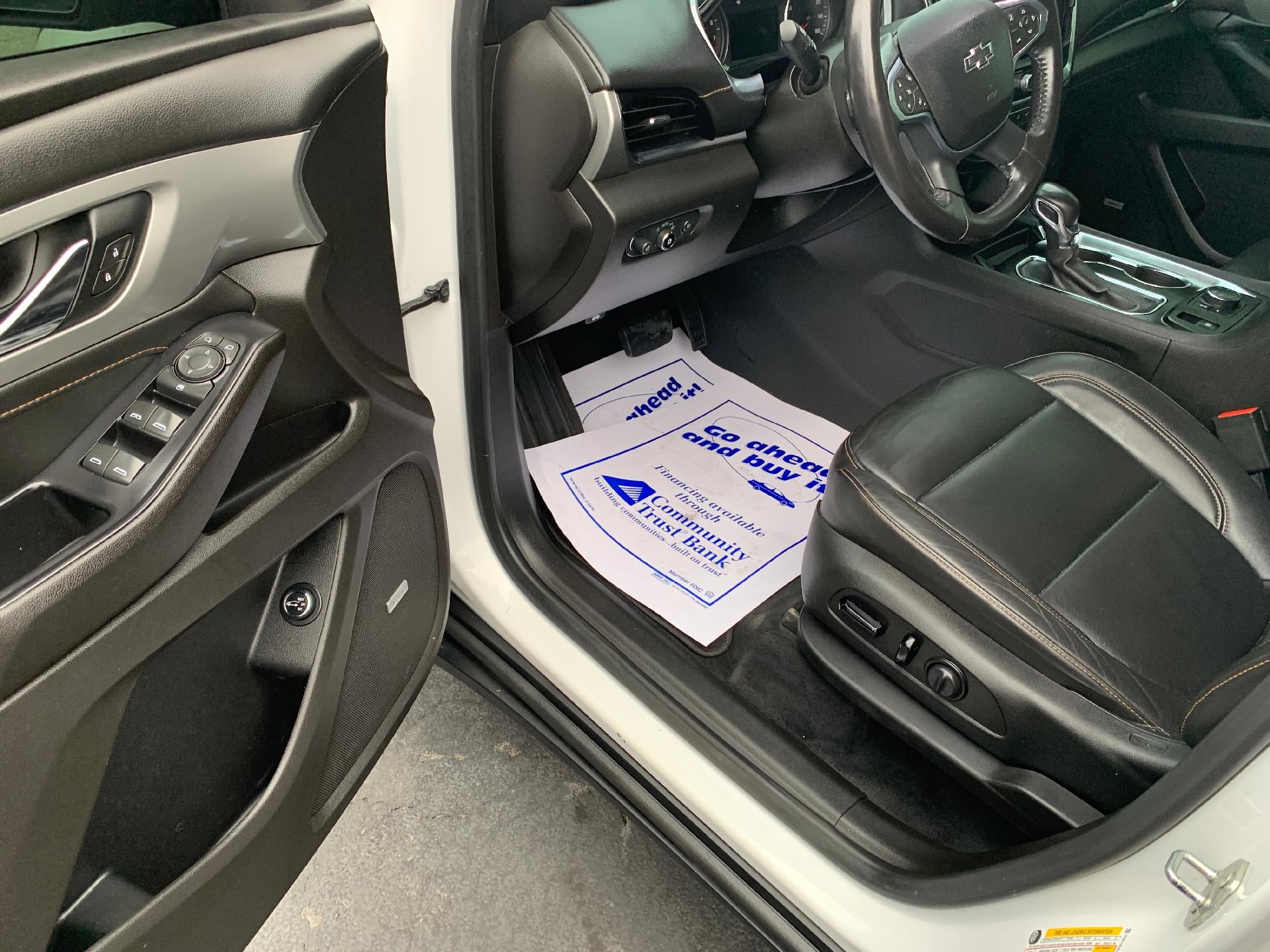 2021 Chevrolet Traverse AWD 2LT