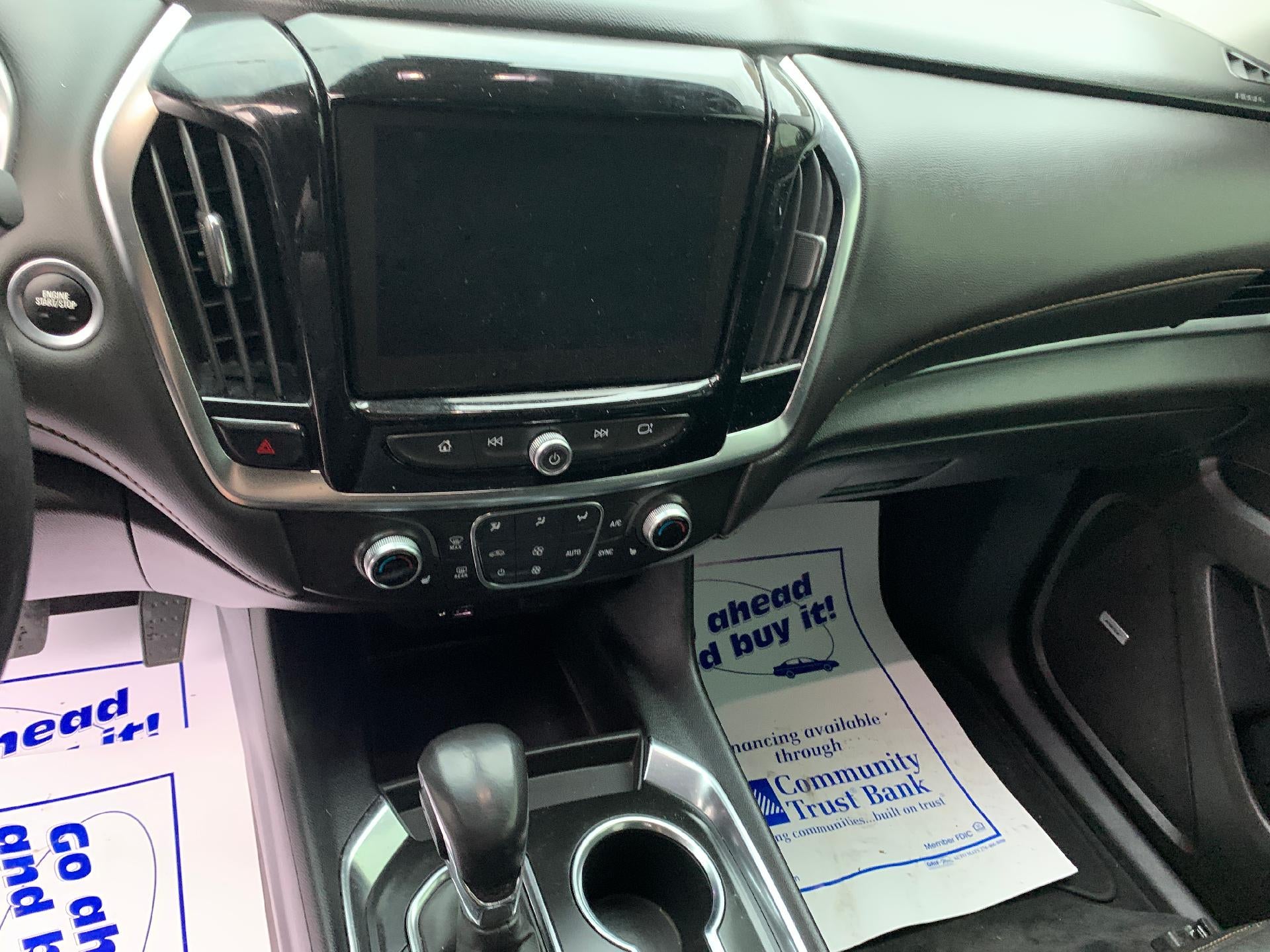 2021 Chevrolet Traverse AWD 2LT