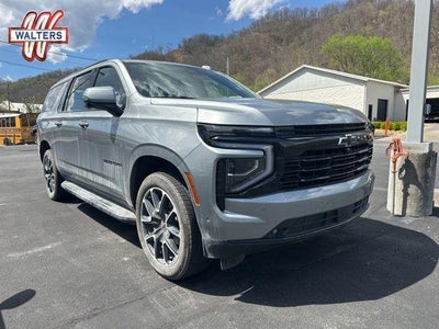 2025 Chevrolet Suburban 4WD RST