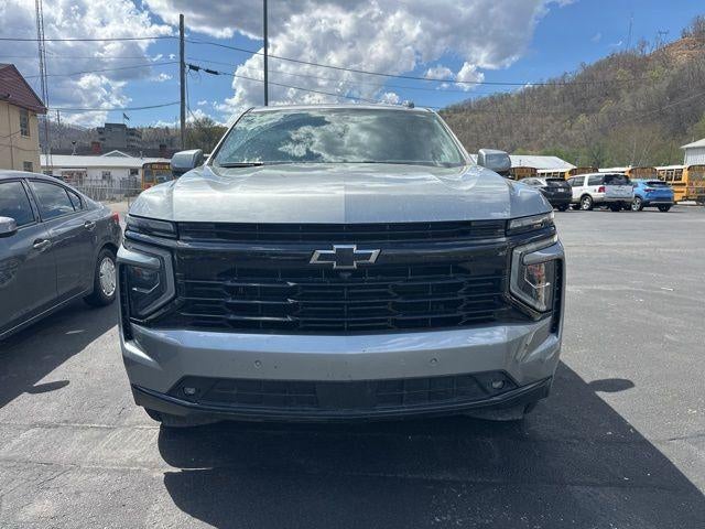 2025 Chevrolet Suburban 4WD RST
