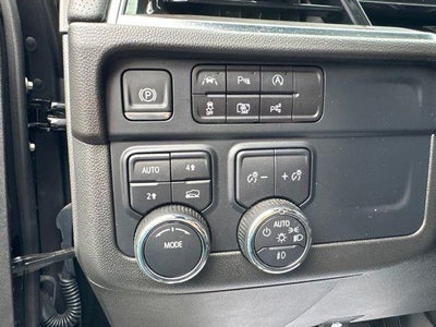 2025 Chevrolet Suburban 4WD Premier