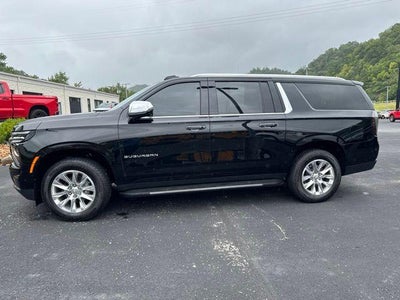 2025 Chevrolet Suburban 4WD Premier