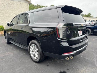 2025 Chevrolet Suburban 4WD Premier