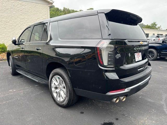 2025 Chevrolet Suburban 4WD Premier