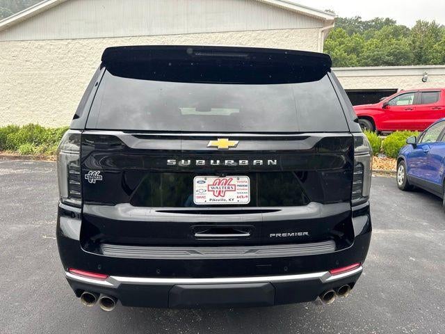 2025 Chevrolet Suburban 4WD Premier