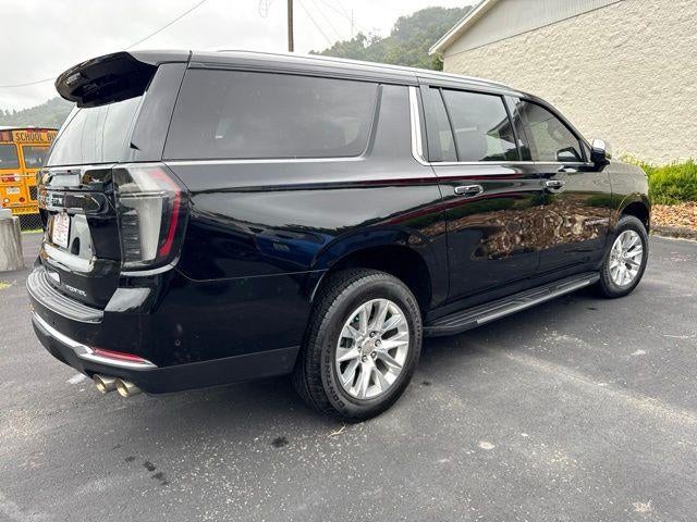2025 Chevrolet Suburban 4WD Premier