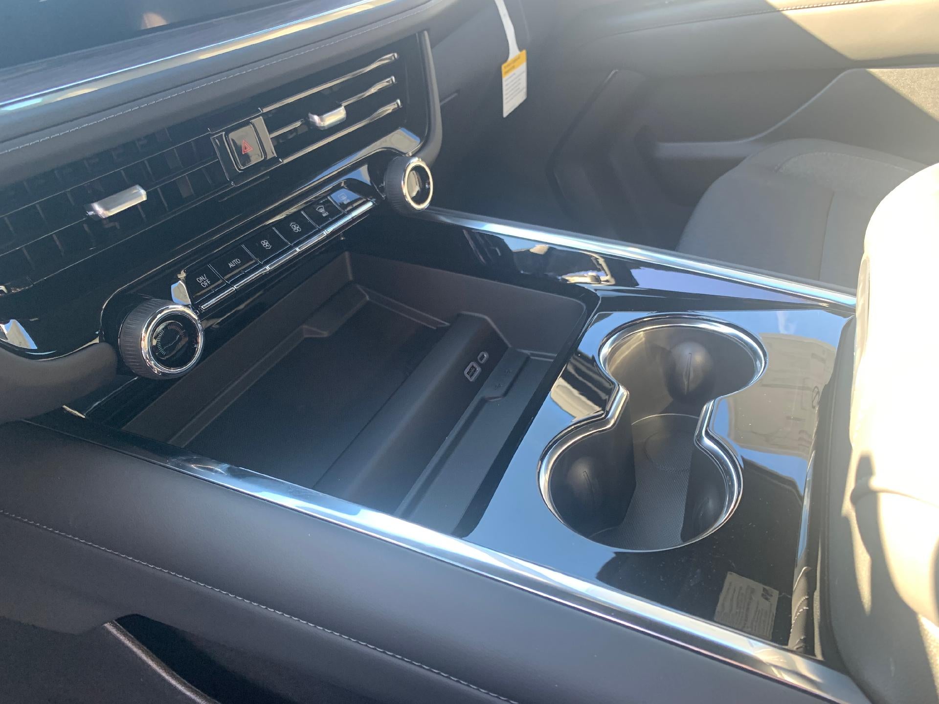 2026 Chevrolet Tahoe LS 4x4