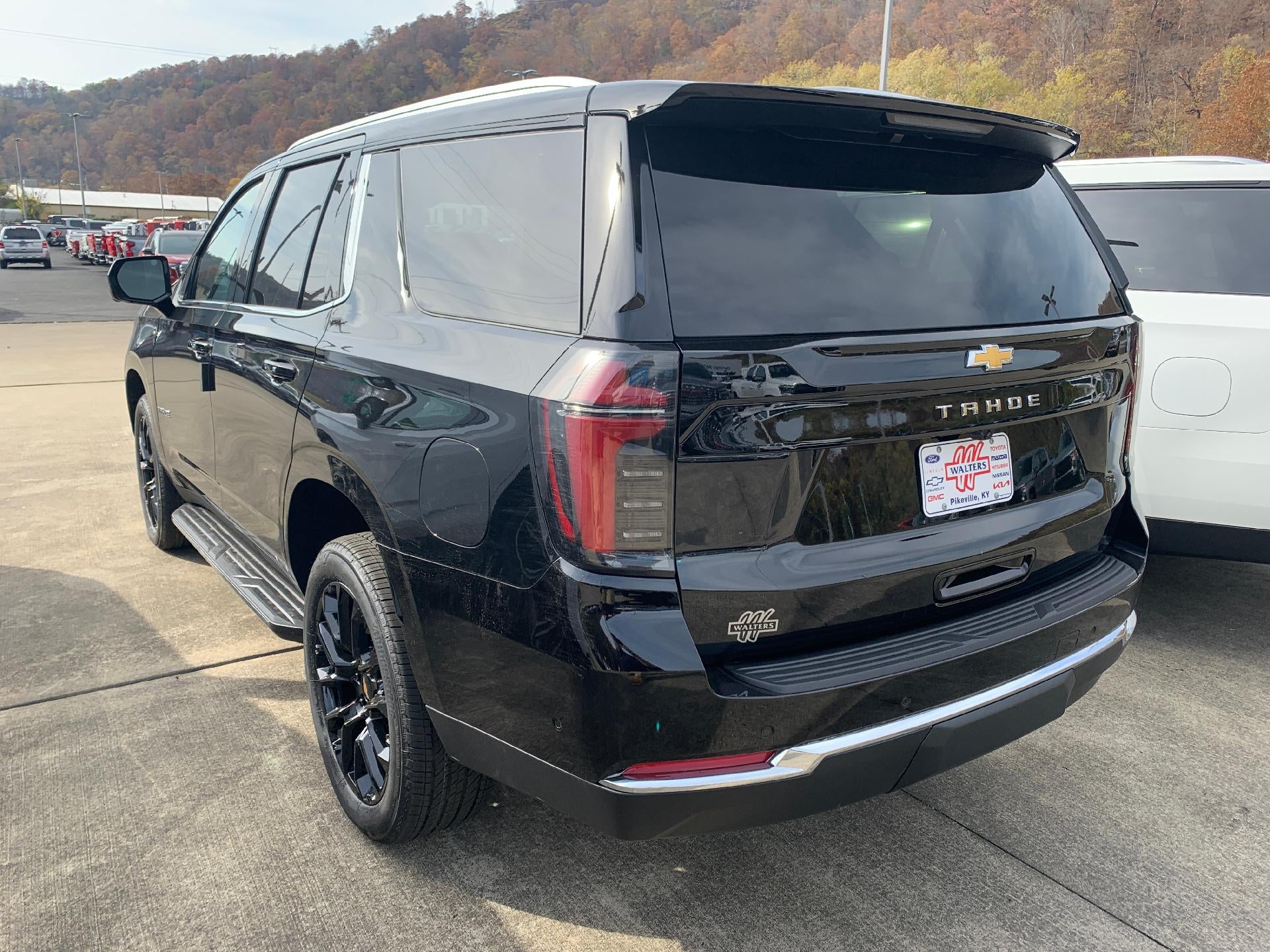 2026 Chevrolet Tahoe LS 4x4