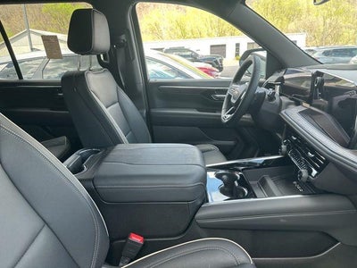 2025 Chevrolet Tahoe 4WD Premier